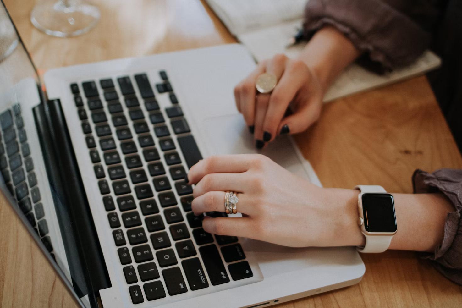 Entendemos que cada situación es única, por lo que nuestra filosofía de trabajo se basa en dos aspectos claves: ¿qué generará los mejores resultados para nuestros clientes y qué promoverá una carrera satisfactoria y sostenible para nuestros colaboradores?